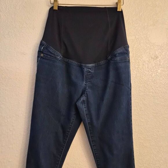 Ingrid & Isabel Maternity Jeggings: Comfy Stretchy Flattering Fit Essential - Picture 2 of 5